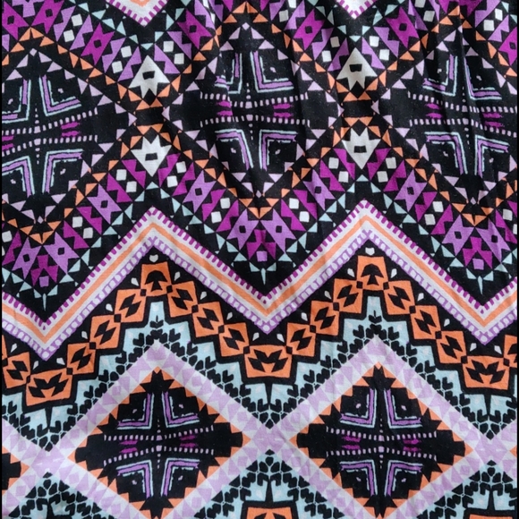 EUC Pair of patterned summer dresses - Picture 3 of 7